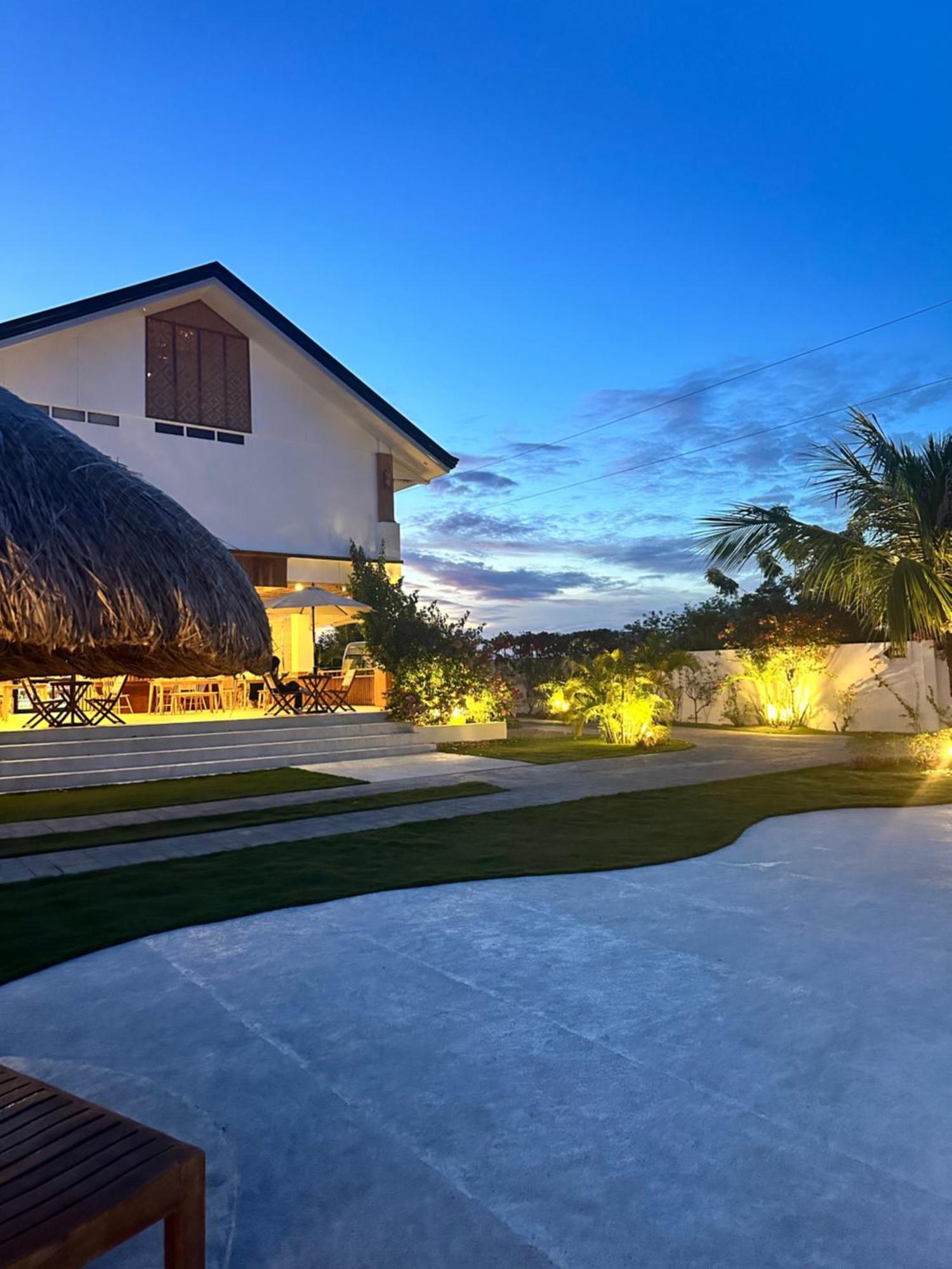 Treeshade & Resort Moalboal